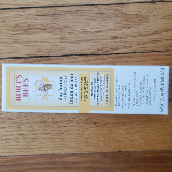 New Burts Bees 8pk - Picture 2 of 8